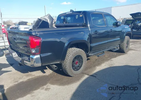 2020 Toyota Tacoma Sr5 V6 z USA, uszkodzony, nr VIN 3TYAZ5CN5LT000709